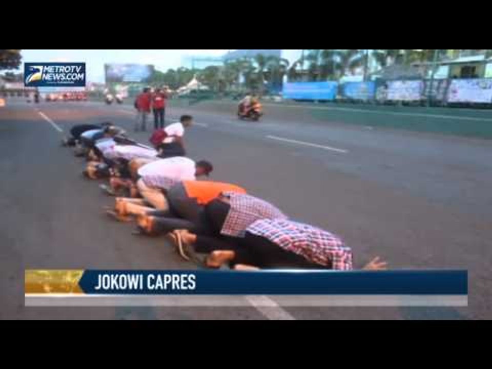 Relawan Jokowi Gelar Sujud Syukur di Banyuwangi