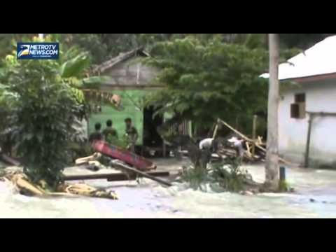 Banjir Bandang Terjang Desa Mengkang, Tiga Rumah Hanyut