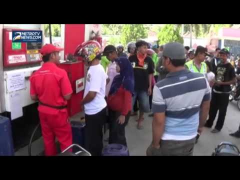 Pembatasan BBM, Ratusan Kendaraan Antre di SPBU Kulon Progo