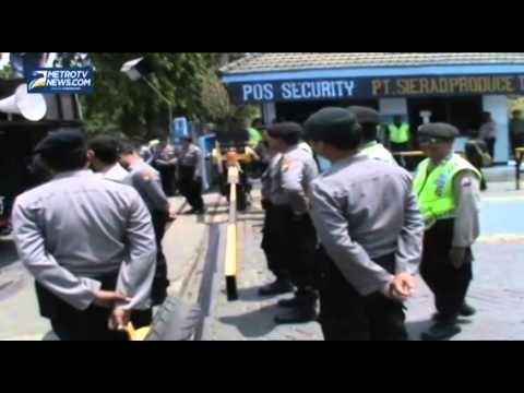 Upah Tak Dibayar 6 Bulan,Ratusan Buruh di Sidoarjo Unjuk Rasa