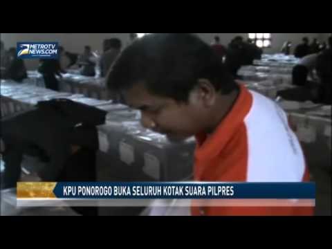 KPU Ponorogo Buka Seluruh Kotak Suara Pilpres