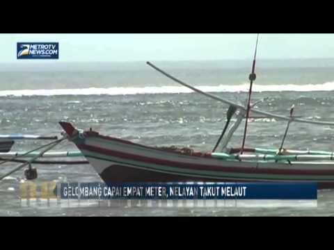 Gelombang Capai Empat Meter, Nelayan Takut Melaut