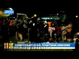 Dilarang Berjualan di Atas Kapal, Puluhan Pedagang Asongan Ngamuk