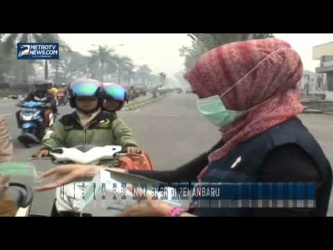 PMI Bagikan Ribuan Masker di Pekanbaru