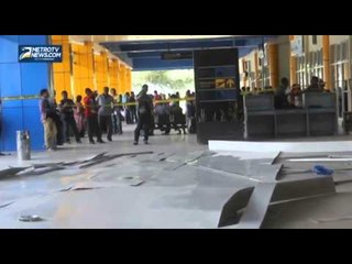 Plafon Terminal Bandara Sultan Babullah Ambruk Diterjang Angin Kencang