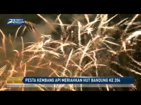 Pesta Kembang Api Meriahkan Puncak Kegiatan HUT Bandung ke 204