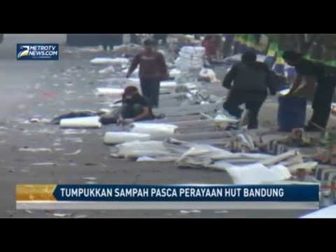 Pasca Perayaan HUT, Tumpukkan Sampah Hiasi Sudut-sudut Kota Bandung