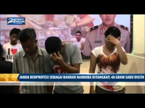 Janda Berprofesi Sebagai Bandar Narkoba Dibekuk, 48 Gram Sabu Disita