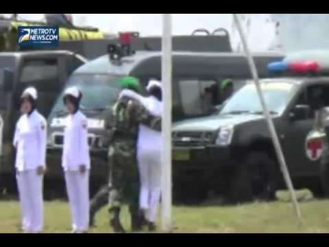 Upacara Peringatan HUT TNI Diwarnai Pingsannya Sejumlah Peserta