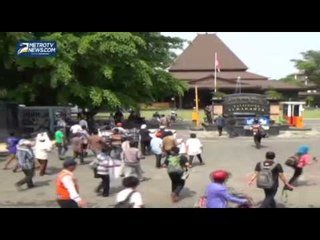 Unjuk Rasa Turunkan Paksa Penumpang Angkutan Umum