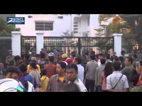 Dilarang Berjualan, Ratusan PKL Datangi Rumah Walikota Makassar