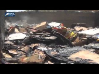 Gara gara Puntung Rokok, Truk Muatan Kardus Terbakar