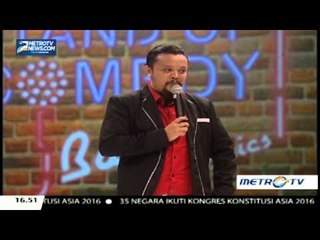 Dede Kendor, Lomba Mindahin Belut Lomba untuk Para Wanita