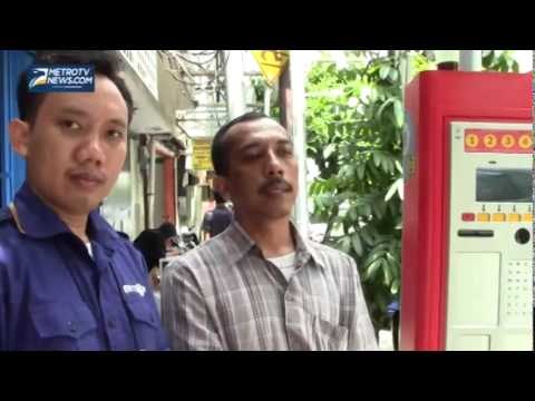 Parkir Meter, Juru Parkir: Pengemudi Malas Ambil Tiket Parkir Sendiri