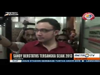 Artis Sandy Tumiwa Tiba di Polda Metro Jaya dengan Tangan Terborgol