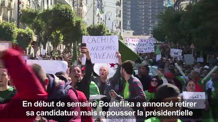 Algérie: une foule immense défile dans le centre d'Alger (6)