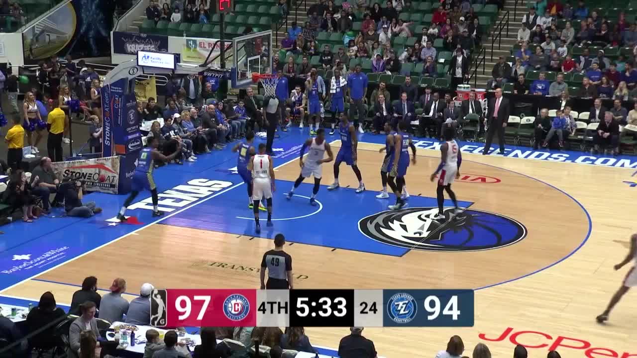 Clippers Two-Way Player Angel Delgado Posted 20 PTS & 21 REB For Agua Caliente Clippers