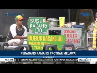 PKL Ramai di Trotoar Melawai