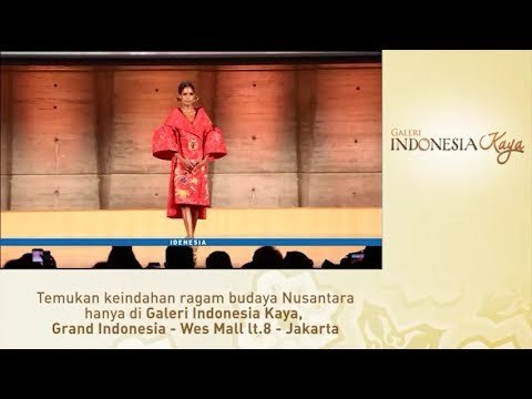 Idenesia - Keseruan Pameran Batik For The World di Paris