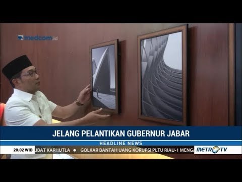 Besok Dilantik, Ridwan Kamil Kemasi Barang di Kantor Wali Kota Bandung