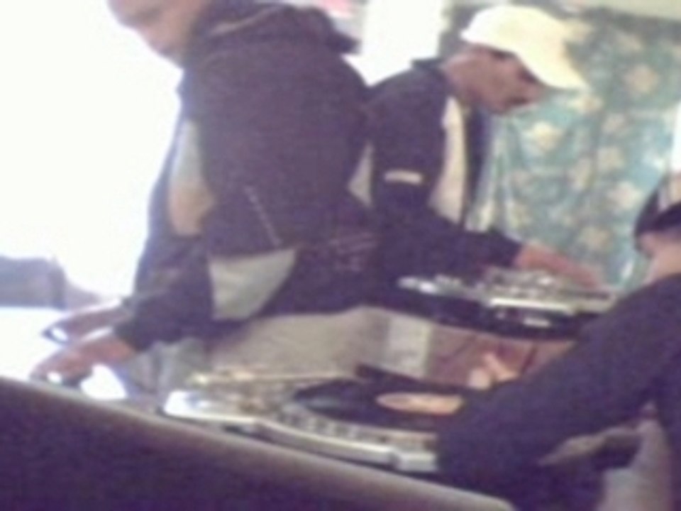 QFO freestyle with Dj DEF &ALL TANK and Zinc