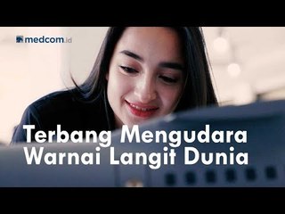 Serunya Warnai Langit Dunia di HUT PT Dirgantara Indonesia