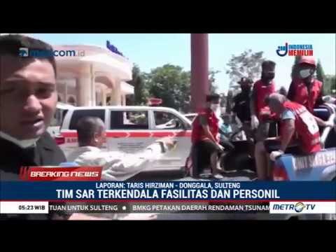 Suasana Evakuasi Jasad Korban Gempa Di Donggala