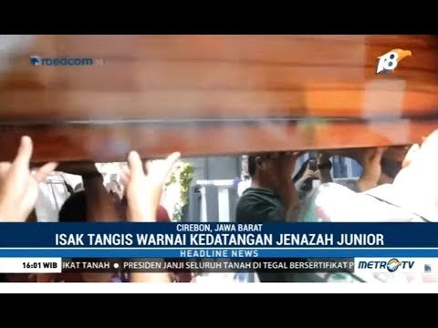 Isak Tangis Iringi Kedatangan Jenazah Junior di Rumah Duka