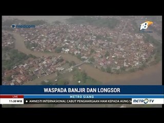 Ketinggian Banjir di Kampung Andir Bandung Capai 1 Meter