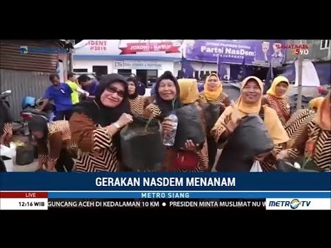 Masyarakat Antusias Ikuti Kegiatan NasDem Menanam di Surabaya