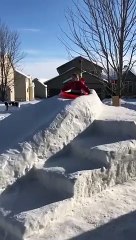 Piste de Bobsleigh dans le jardin, plaisir pour les enfants !