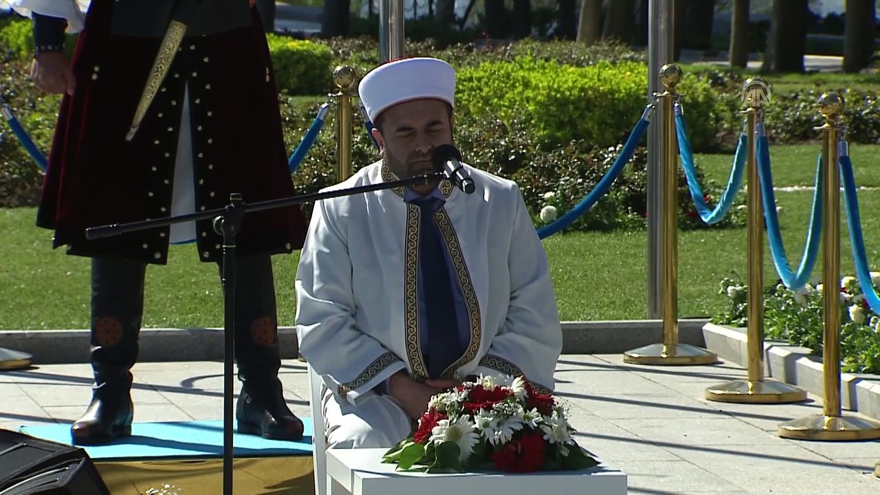Şehitler Abidesi'nde Tören - Kur'an-ı Kerim tilaveti ve dua - ÇANAKKALE