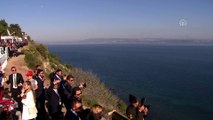 Şehitleri Anma Günü ve Çanakkale Deniz Zaferi'nin 104. yıl dönümü - SOLOTÜRK'ten gösteri uçuşu - ÇANAKKALE