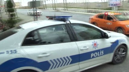Aracın içerisinde sevgilisini vurup intihar etti
