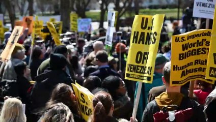 Manifestantes exigen “manos fuera de Venezuela” en Washington