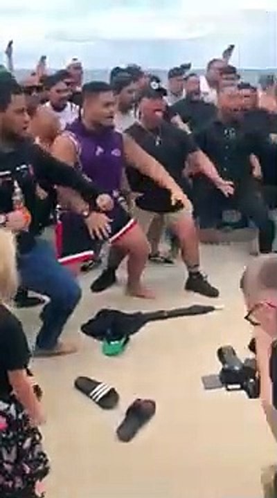 En Australie, des habitants dansent un haka pour rendre hommage aux victimes des attentats de Christchurch