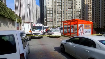 Esenyurt'ta 2 kişi otomobilde ölü bulundu - İSTANBUL