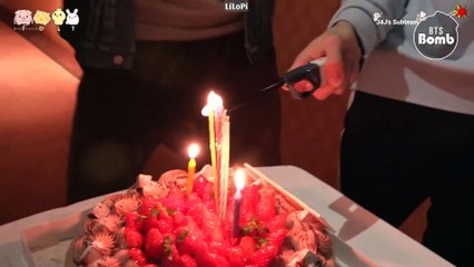 [Vietsub][BANGTAN BOMB] Hobi’s Surprise Birthday Party! - BTS (방탄소년단)