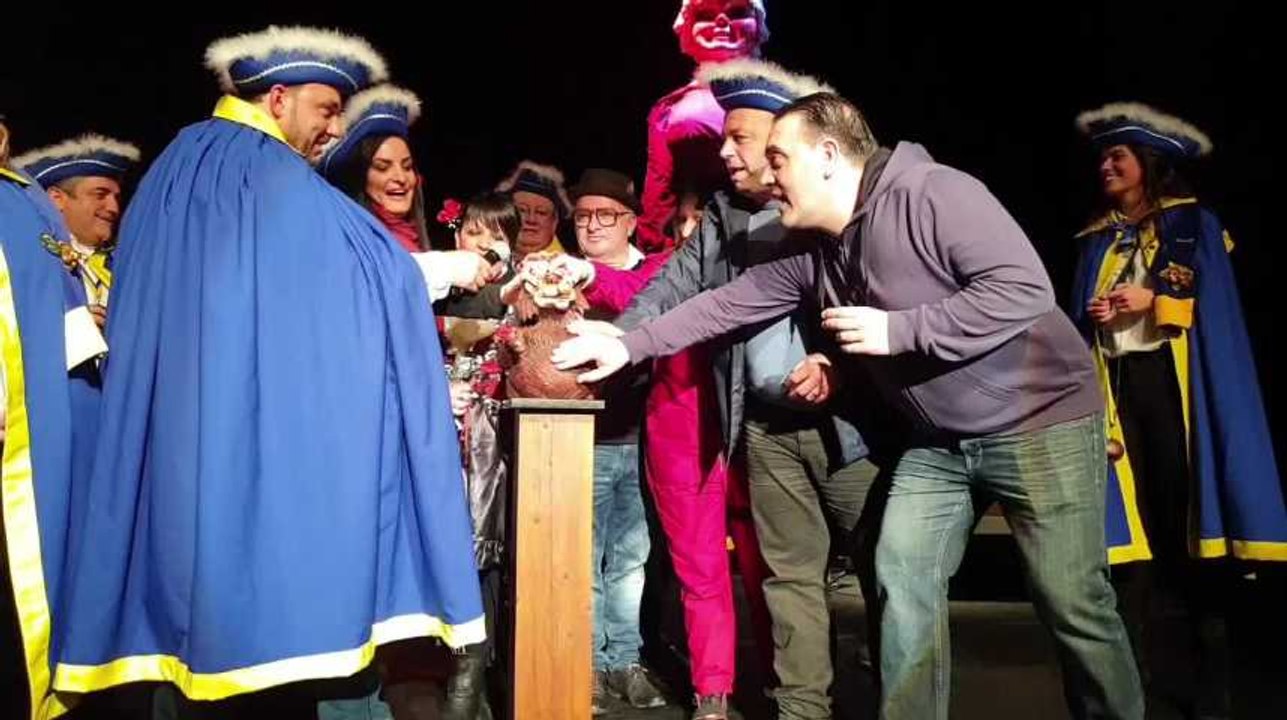 CHAPELLE : Ordre des Tchats prestation de serment en italien de la délégation de Riccia