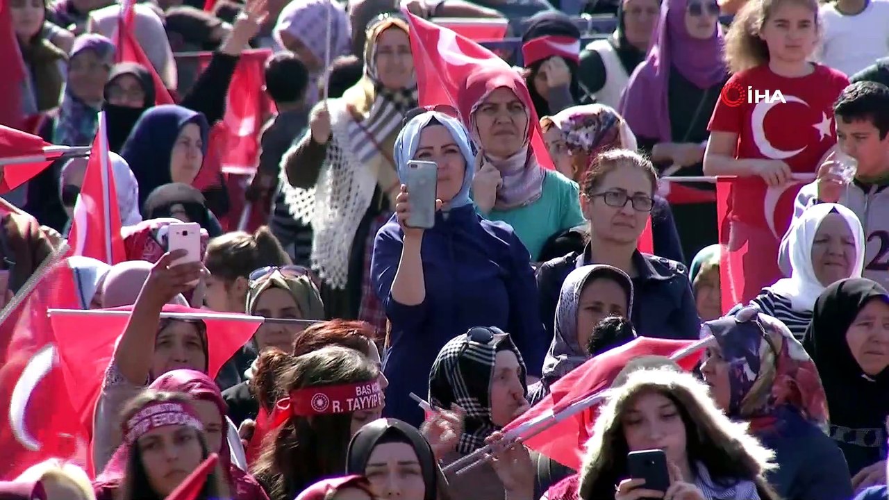 Cumhurbaşkanı Erdoğan: 'Bu aday CHP'nin adayı değildir. Bu kişi Kılıçdaroğlu'nun adayıdır. Adaylık icazetini İzmir'den değil, Kandil'den almıştır'