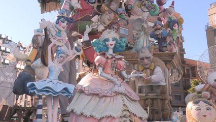 "Juga, juga... i voràs", de L'Antiga de Campanar, gandora de las fallas de 2019