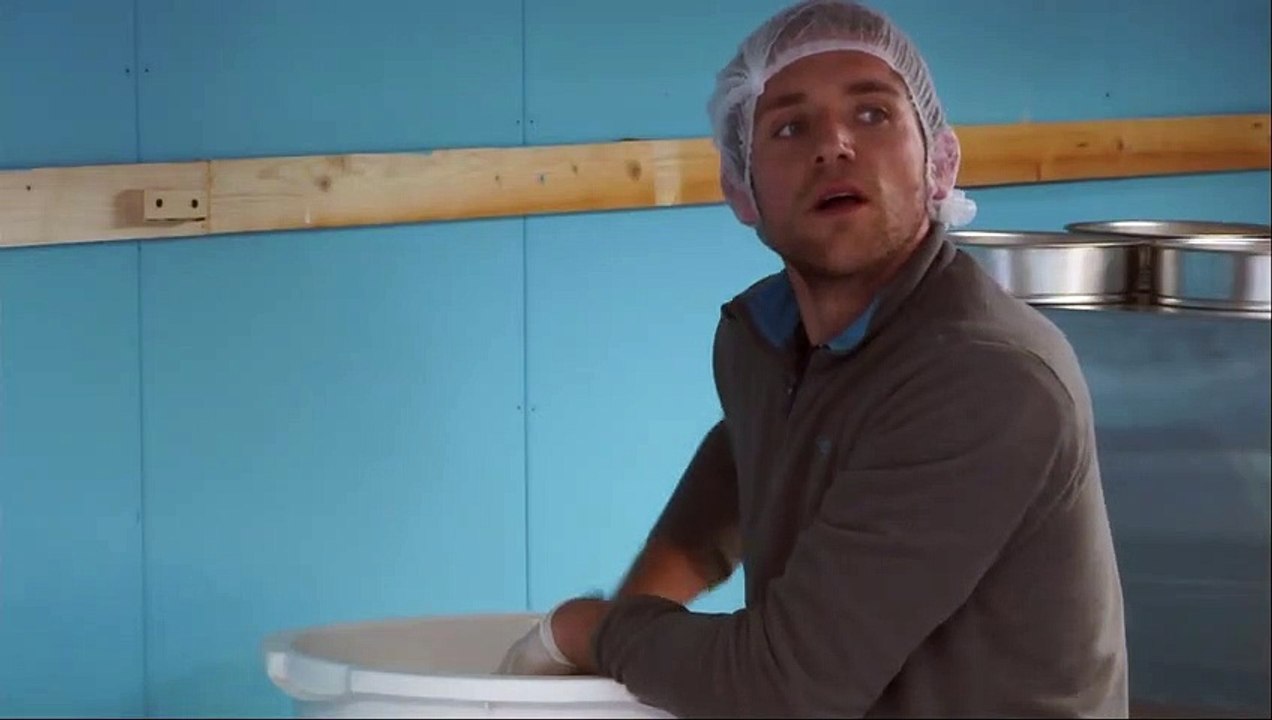 S*xy Gerrit kan het niet laten