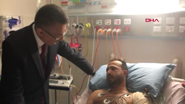 Yeni Zelanda - Cumhurbaşkanı Yardımcısı Oktay ve Dışişleri Bakanı Çavuşoğlu, Yaralıları Ziyaret Etti