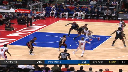 Dunk of the Night : Andre Drummond