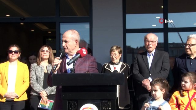 Zülfü Livaneli, adının verildiği sosyal tesisin açılışını yaptı