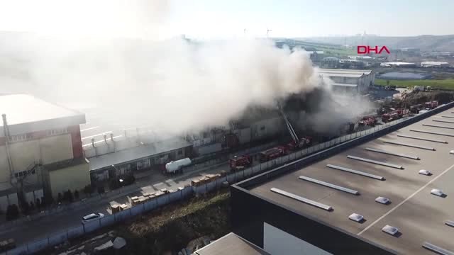 Hadımköy'de Fabrika Yangını