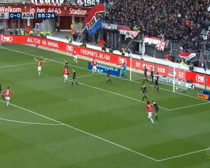 لقطة:كرة قدم: تيل أهدى الفوز لألكمار وعرقل أياكس في السباق على اللقب