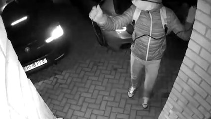 Un voleur démarre une BMW M140i grâce au démarrage sans clé et part avec