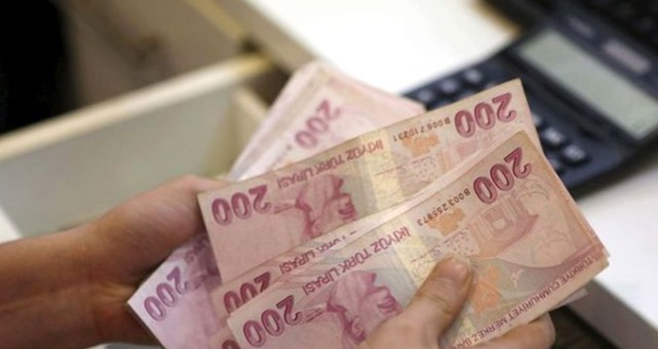 Emeklilerin Talebi Kabul Görürse En Düşük Maaş 2 Bin 20 Lira Olacak