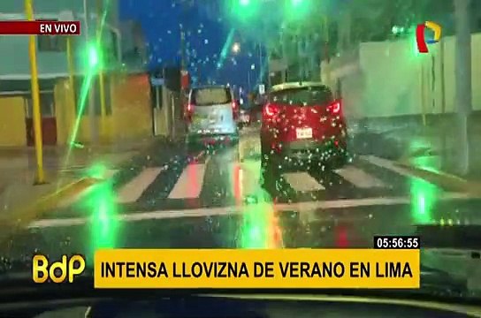 Intensa lluvia de verano sorprende a limeños durante la madrugada